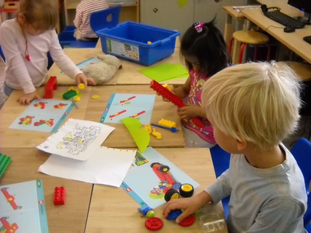 Lego chez les enfantines ancien